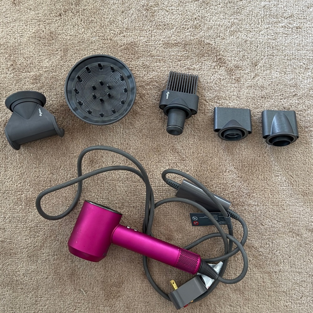 Dyson Supersonic Hair Dryer in Fuchsia with Attachments - Picture 5 of 6
